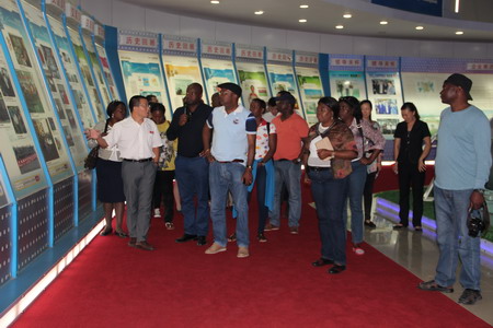 未命名1.jpg 未命名1.jpg